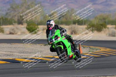 media/Nov-05-2022-SoCal Trackdays (Sat) [[f8d9b725ab]]/Turn 5 (940am)/